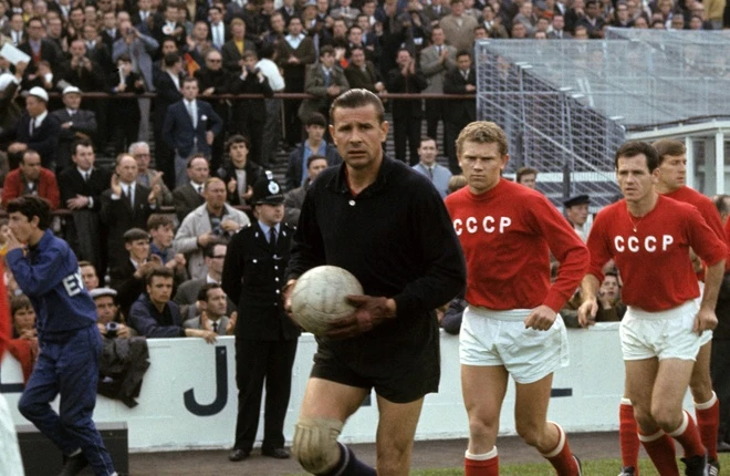 Lev Yashin, thủ môn xuất sắc nhất lịch sử bóng đá - Thể thao