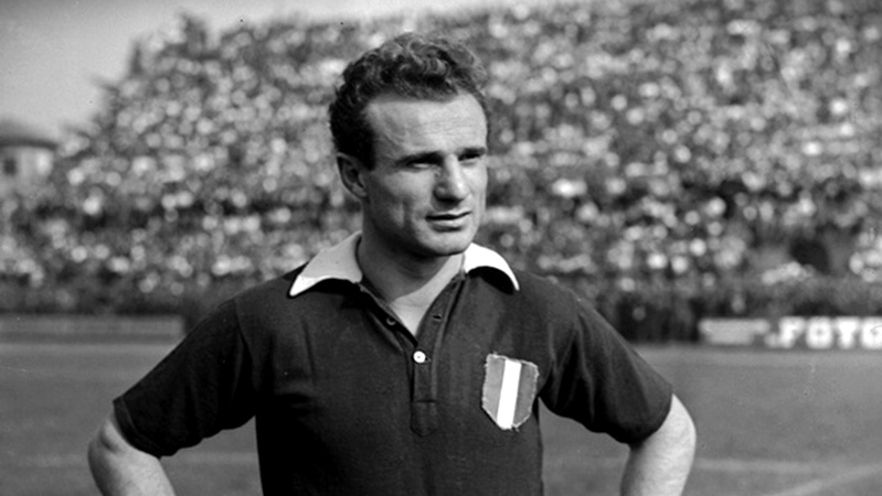 MAZZOLA Valentino: l'uomo simbolo del Grande Torino | Storie di Calcio