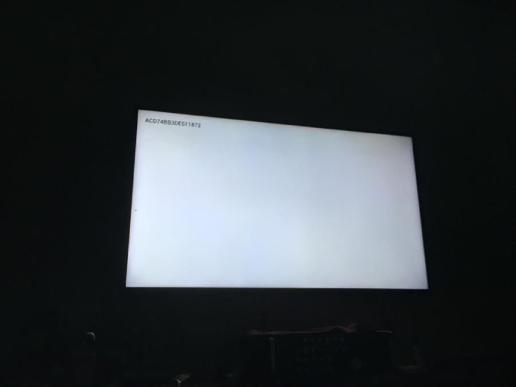 FPT Play lỗi màn hình trắng trên TV