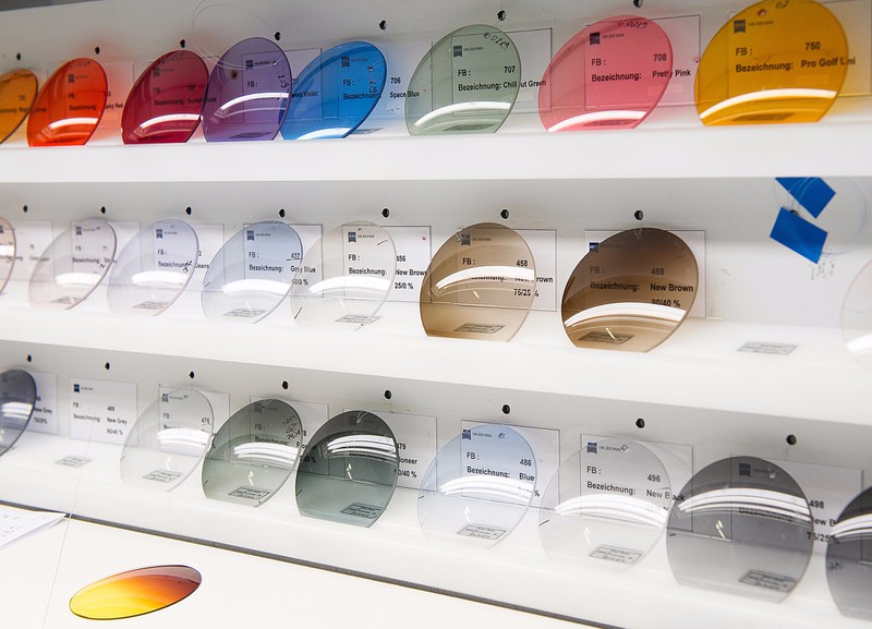 Giá các loại tròng mắt kính cận chống trầy chói lóa siêu mỏng cao cấp rẻ