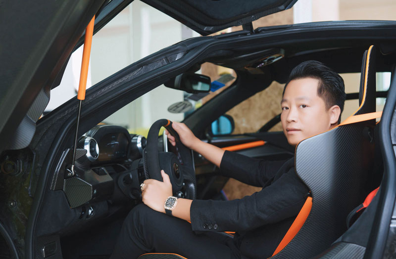 Tỷ phú Hoàng Kim Khánh